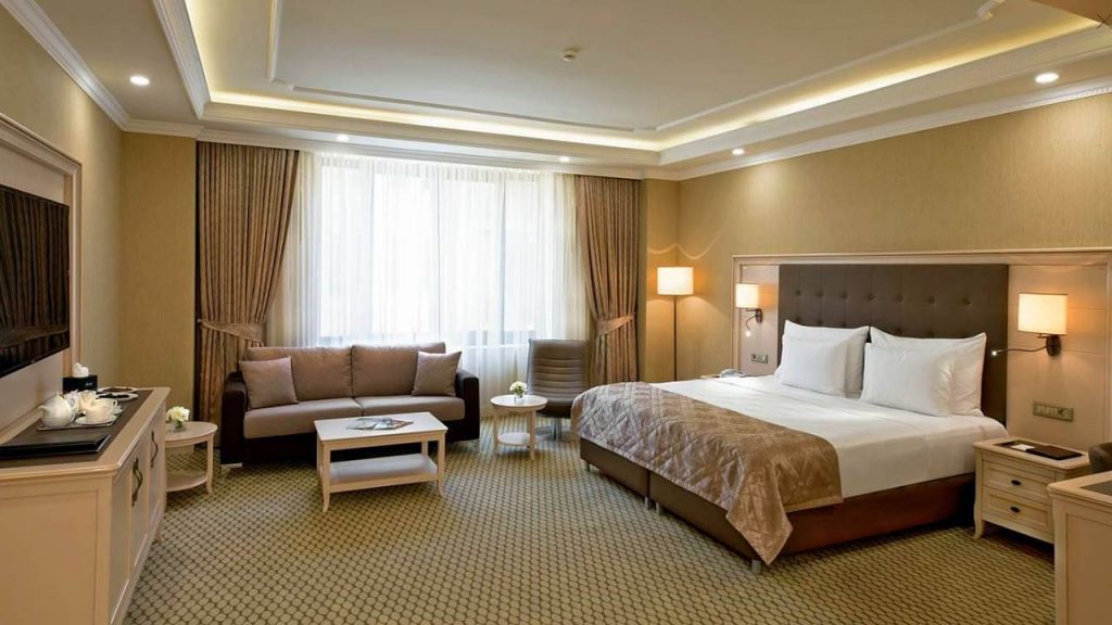 Люкс номер Business Suite, Отель Divan Suites Batumi, Батуми, Грузия