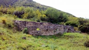 Древняя стена города Армази, Мцхета, Грузия